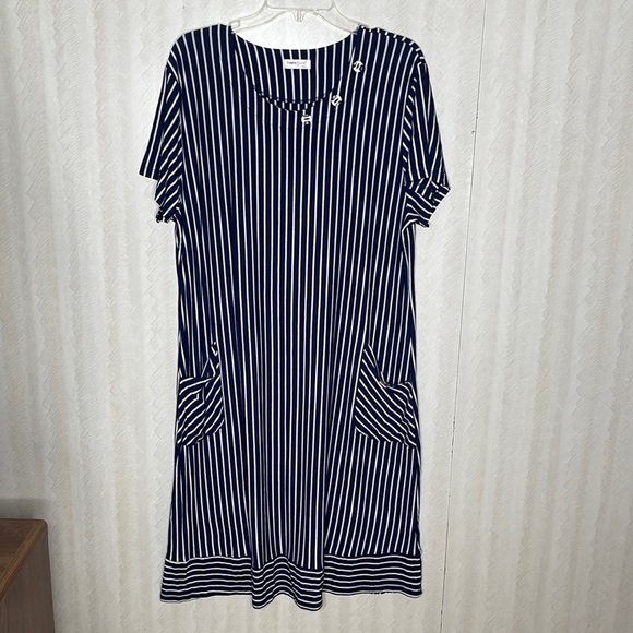❤️ ROMEO & LIFE Striped Dress Size 4XL - Picture 2 of 4
